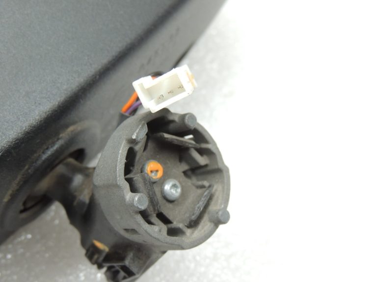 Ford Ranger P375 TKE iekšējais atpakaļskata spogulis AU5A-17E678-AD
