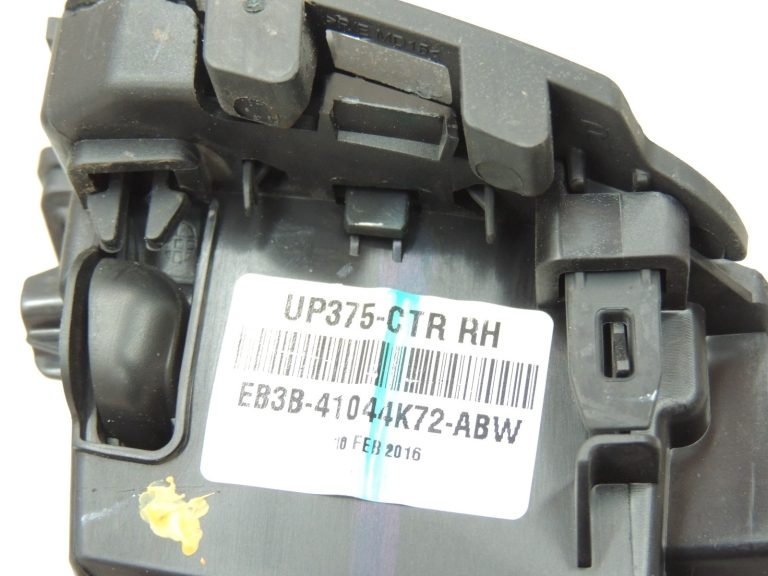 Ford Ranger P375 TKE Ventilācijas režģis Centrs pa labi EB3B-41044K72-ABW