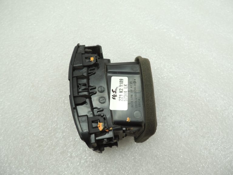 Ford Ranger P375 TKE Ventilācijas režģis Labais EB3B-41045C08-ACW