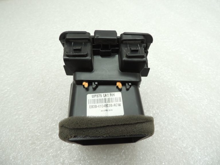 Ford Ranger P375 TKE Ventilācijas režģis Labais EB3B-41045C08-ACW