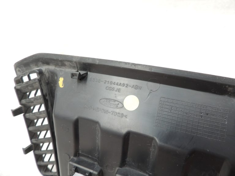 Ford Ranger P375 TKE instrumentu paneļa vāks EB3B-21044A92-ABW