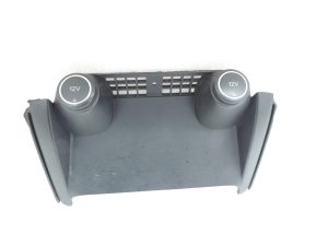 Ford Ranger P375 TKE Centrālās konsoles pārsegs 12V savienojums EM3E-4104494-ABW
