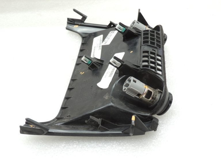 Ford Ranger P375 TKE Centrālās konsoles pārsegs 12V savienojums EM3E-4104494-ABW