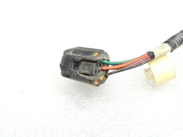 Ford Ranger P375 TKE kreisās aizmugurējās gaismas spuldzes turētājs AB39-13N411-AA