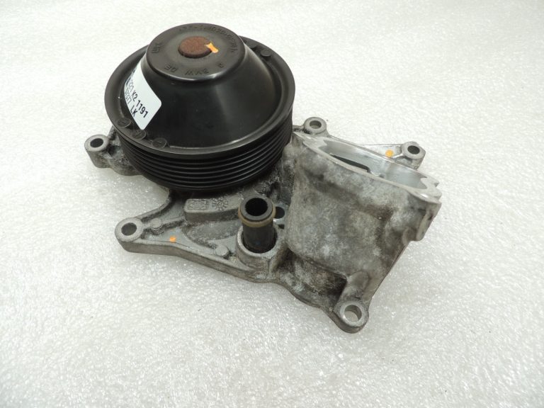 Oriģinālais BMW N47N ūdens sūkņa termostata korpuss 7810833 11518516204