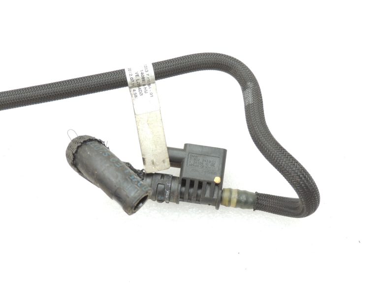 OEM BMW F10 F11 F07 N47N Degvielas padeves caurule Degvielas padeves līnija 13537810784