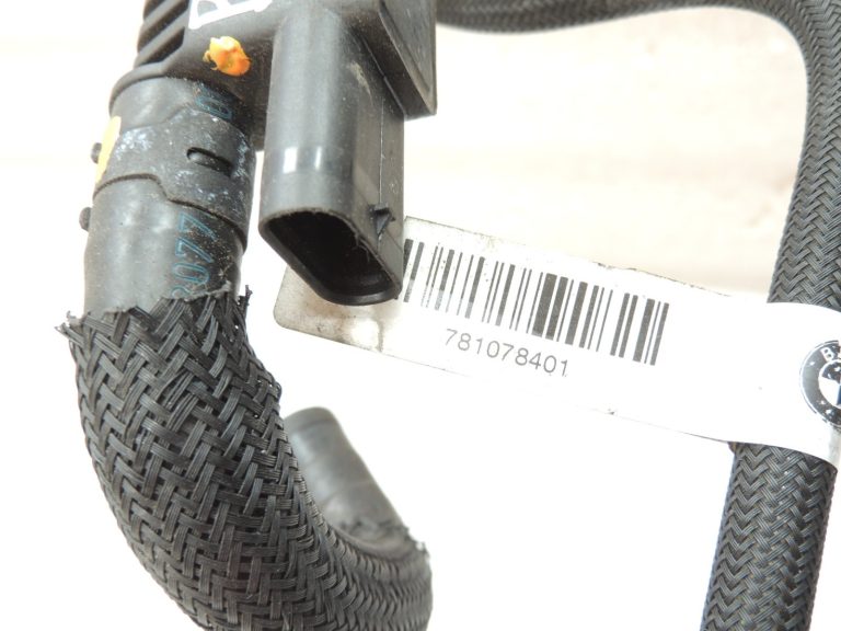 OEM BMW F10 F11 F07 N47N Degvielas padeves caurule Degvielas padeves līnija 13537810784