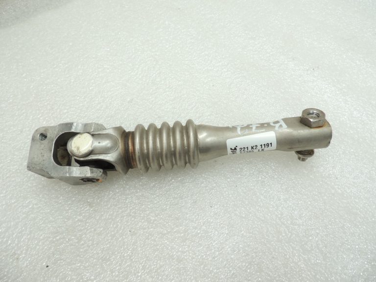 Oriģinālā BMW F06 F07 F10 F10 F11 F12 F13 F01 F02 Universālā savienojuma stūres statņa vārpsta 32306790490