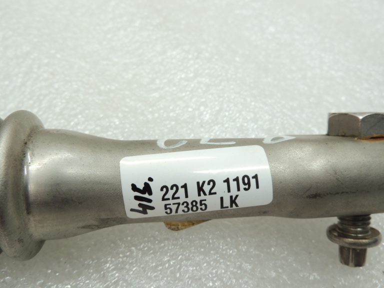 Oriģinālā BMW F06 F07 F10 F10 F11 F12 F13 F01 F02 Universālā savienojuma stūres statņa vārpsta 32306790490