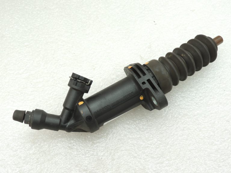 Oriģinālais BMW F10 F11 E87 E90 sajūga palīgcilindrs 6785964 21526785964