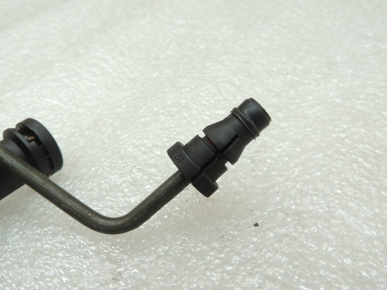 Oriģinālā BMW F10 F11 F06 F12 F06 F12 F13 sajūga palīgcilindra līnija 6780954