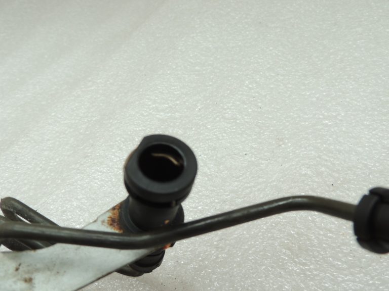 Oriģinālā BMW F10 F11 F06 F12 F06 F12 F13 sajūga palīgcilindra līnija 6780954