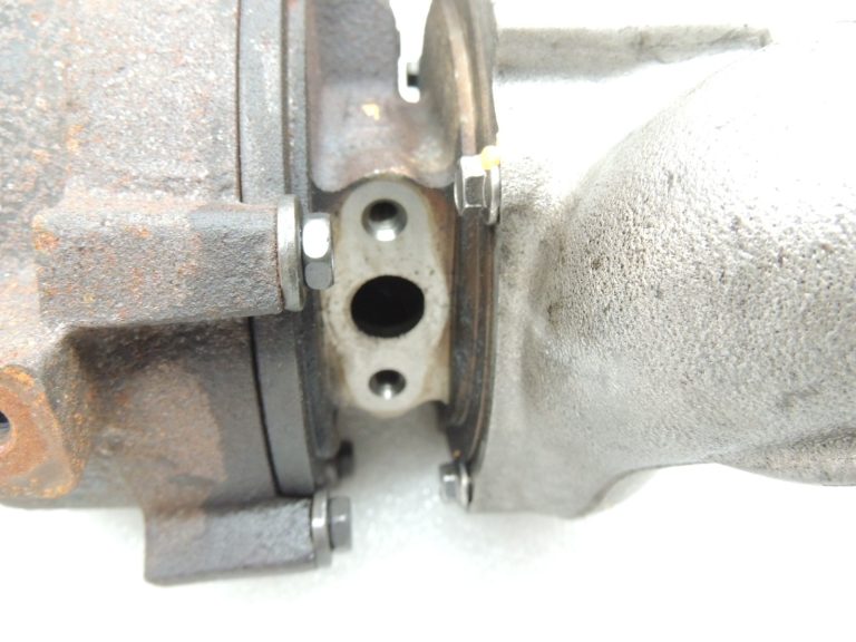 Oriģinālais BMW N47N F20 F20 F21 F30 F31 F10 F07 F11 turbokompresors 1165724779