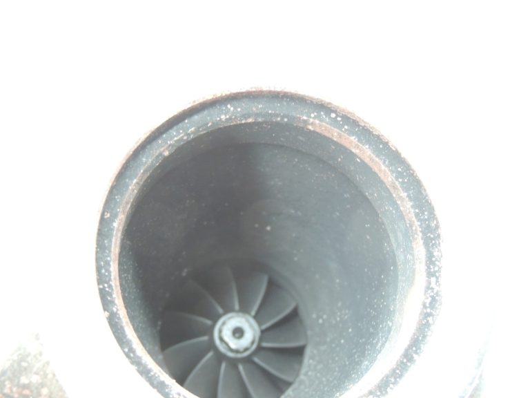 Oriģinālais BMW N47N F20 F20 F21 F30 F31 F10 F07 F11 turbokompresors 1165724779