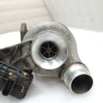 Oriģinālais BMW N47N F20 F20 F21 F30 F31 F10 F07 F11 turbokompresors 1165724779