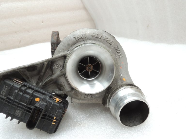 Oriģinālais BMW N47N F20 F20 F21 F30 F31 F10 F07 F11 turbokompresors 1165724779