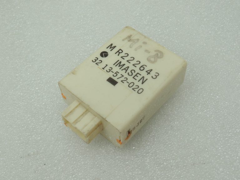 Mitsubishi L200 K7 4WD indikatoru vadības bloks MR222643