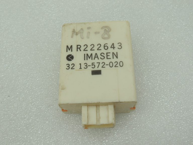 Mitsubishi L200 K7 4WD indikatoru vadības bloks MR222643