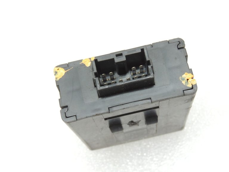Mitsubishi L200 K7 4WD indikatoru vadības bloks MN107599