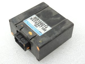 Mitsubishi L200 K74T 4WD Diferenciāļa bloķēšanas vadības bloks MR166014 Diferenciāļa bloķēšana contr