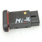 Mitsubishi PAJERO K96W Bīstamības slēdzis Bīstamības indikators MR117573 Bīstamības slēdzis