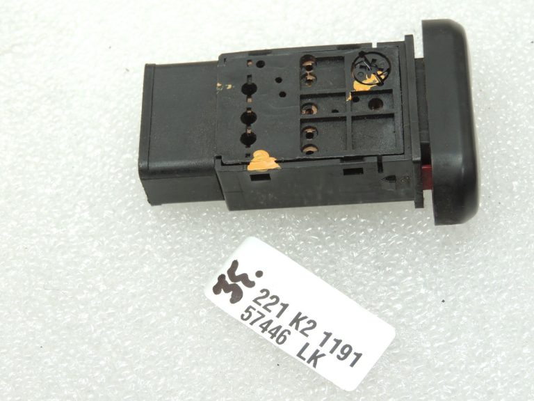 Mitsubishi PAJERO K96W Bīstamības slēdzis Bīstamības indikators MR117573 Bīstamības slēdzis