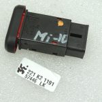 Mitsubishi PAJERO K96W Bīstamības slēdzis Bīstamības indikators MR117573 Bīstamības slēdzis