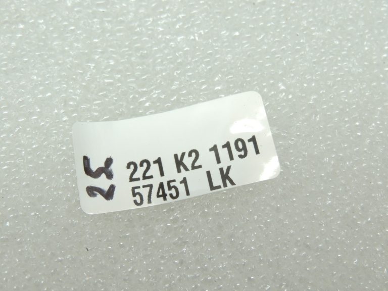 Mitsubishi L200 K7 aizmugurējā stikla apsildes slēdzis MR240714 logu atkausēšanas slēdzis