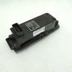 Mitsubishi Colt VI Z30 2-reizējs elektrisko logu slēdzis priekšējais kreisais MR587959