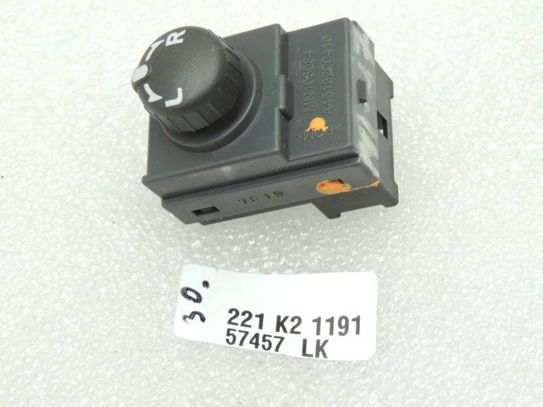 Mitsubishi Colt VI Z30 Ārējo spoguļu regulēšanas slēdzis MN108084 8608A129
