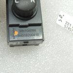 Mitsubishi Colt VI Z30 Ārējo spoguļu regulēšanas slēdzis MN108084 8608A129