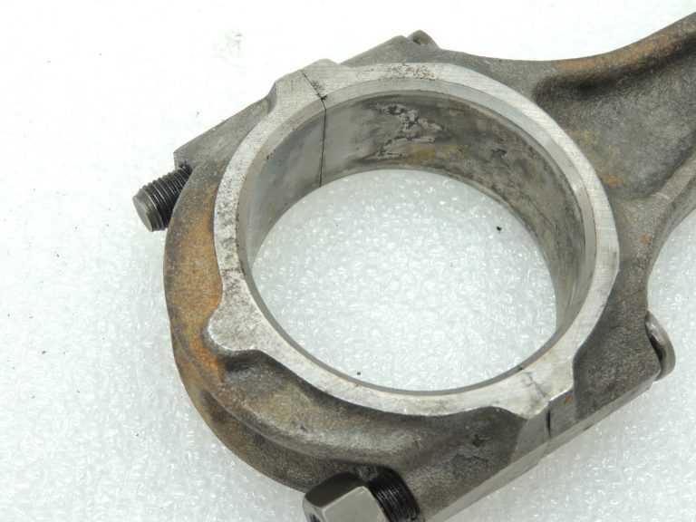 Oriģinālā Mitsubishi 4D56 2.5TD savienotājstienis Savienotājstienis MD050006