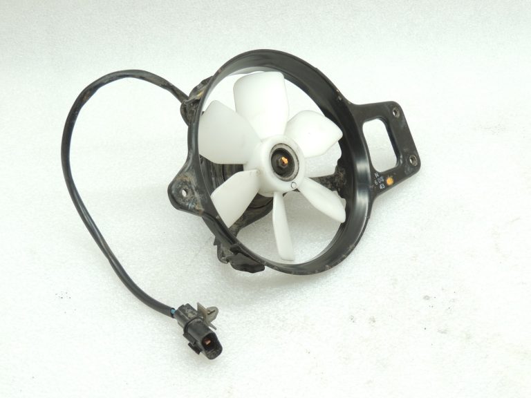 Oriģinālā Mitsubishi L200 K7 starpdzesēšanas ventilators Starpdzesēšanas ventilators MR212124