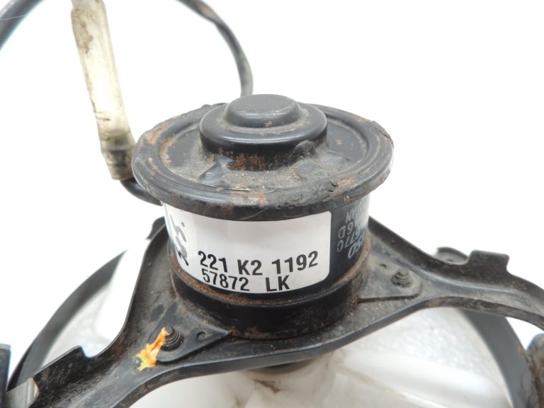 Oriģinālā Mitsubishi L200 K7 starpdzesēšanas ventilators Starpdzesēšanas ventilators MR212124