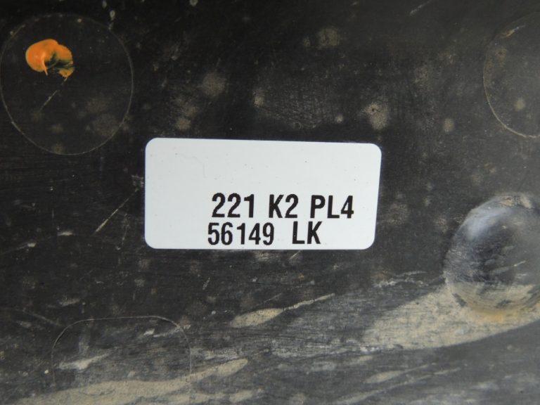 Renault Espace V MK5 JR bagāžnieka grīda Bagāžas nodalījuma panelis 745147182R