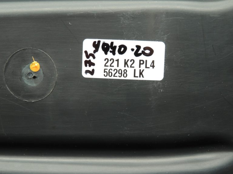 Oriģinālais Mercedes Benz W205 salona gaisa filtra korpuss A2058308802