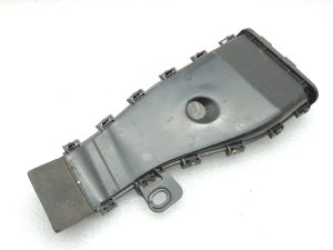 Oriģinālā aprīkojuma Mercedes Benz W205 Dzinēja nodalījuma drenāžas vārsts pa labi A2058320284
