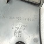Oriģinālā aprīkojuma Mercedes Benz W205 Dzinēja nodalījuma drenāžas vārsts pa labi A2058320284