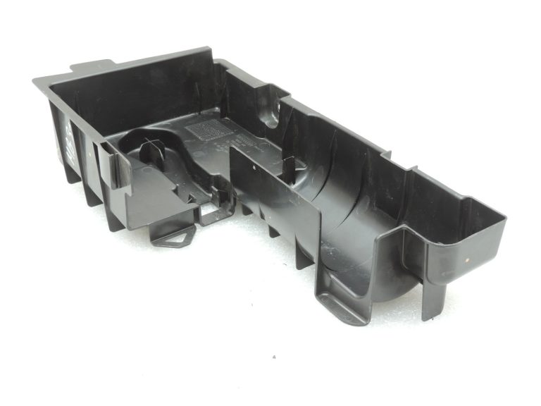 Oriģinālais Mercedes Benz W205 bagāžnieka instrumentu glabāšanas nodalījums A2058990014