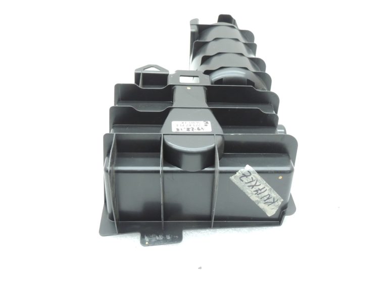 Oriģinālais Mercedes Benz W205 bagāžnieka instrumentu glabāšanas nodalījums A2058990014