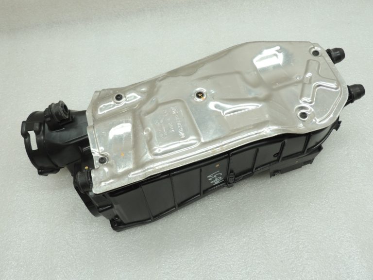 Oriģinālā Mercedes Benz W205 OM651 gaisa filtra kaste Gaisa filtra korpuss A6510900600