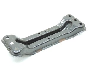 Oriģinālā Mercedes Benz W205 AMG C63 aizmugurējais automātiskās transmisijas stiprinājums A2052401702
