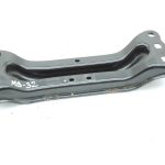 Oriģinālā Mercedes Benz W205 AMG C63 aizmugurējais automātiskās transmisijas stiprinājums A2052401702