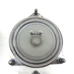 Oriģinālais Mercedes Benz W205 centrālo skaļruņu komplekts A2228200202 A2058204203