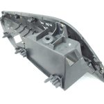 Oriģinālā Mazda 6 III GJ GL durvju paneļa roku balsts priekšējais kreisais GHP969391