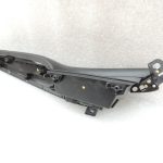 Oriģinālā Mazda 6 III GJ GL durvju paneļa roku balsts aizmugurējā labajā pusē GHK169376