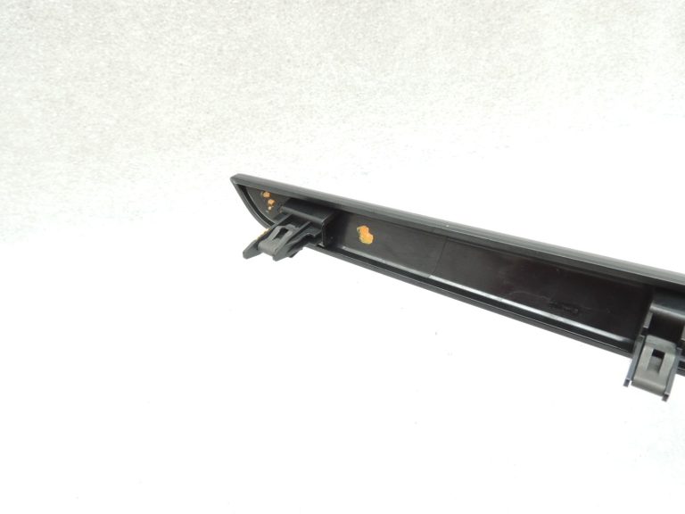 Oriģinālā Mazda 6 III GJ instrumentu paneļa apdare GN5 DARK METAL GHP955150D08