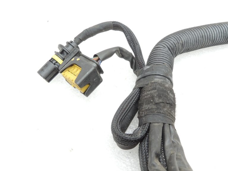 Mercedes B-klases W245 2.0 CDi OM640 Dzinēja elektroinstalācijas instalācija A6401505033