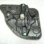 Mercedes-Benz C-klase W205 Logu regulatora mehānisms aizmugurējais labais A2057308004