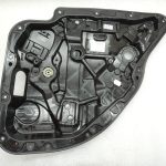 Mercedes-Benz C-klase W205 Logu regulatora mehānisms aizmugurējais labais A2057308004